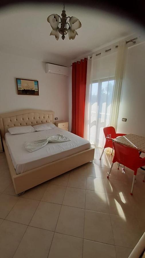 Vila Vera Durrës Buitenkant foto