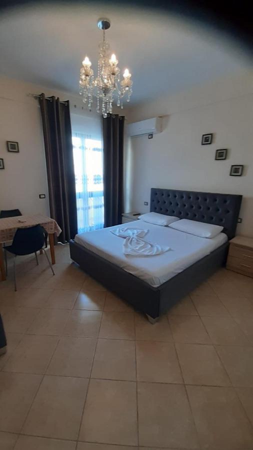 Vila Vera Durrës Buitenkant foto